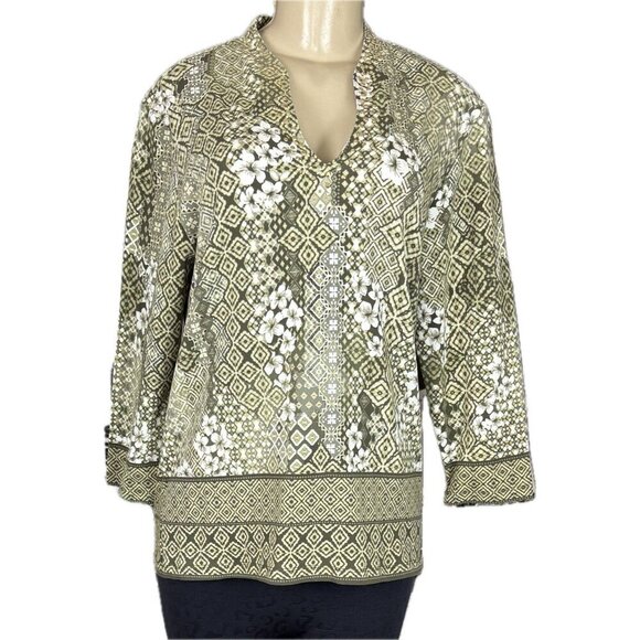 Ruby Rd L Green Mixed Floral Pattern Studded Split Neck Cotton 3/4 Sleeve Top - Picture 2 of 6